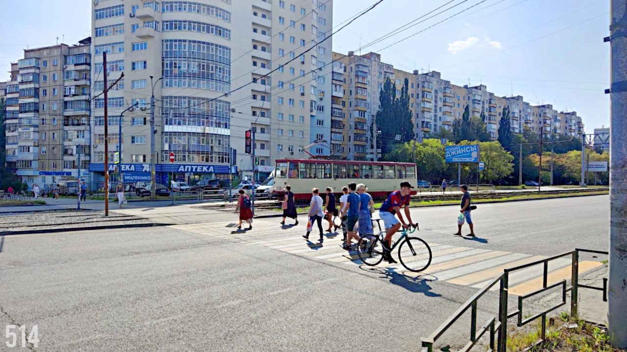 г. Челябинск, улица Молодогвардейцев, 48