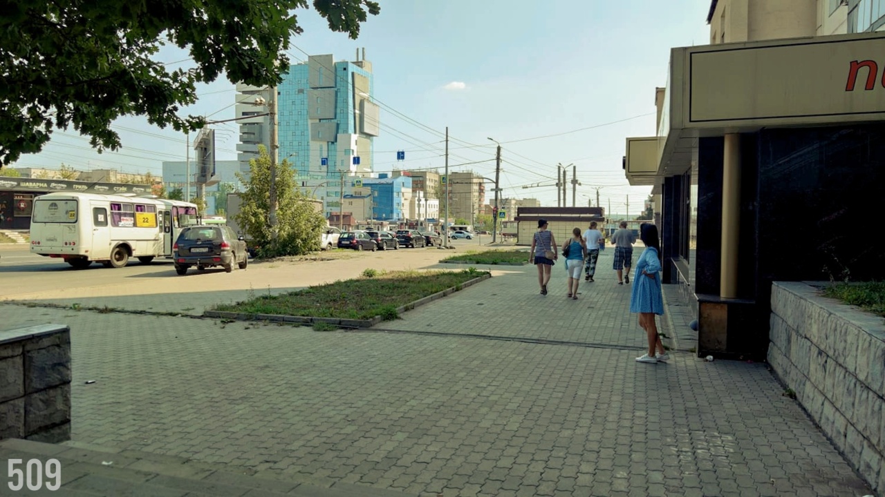 г. Челябинск, улица Молодогвардейцев, 48